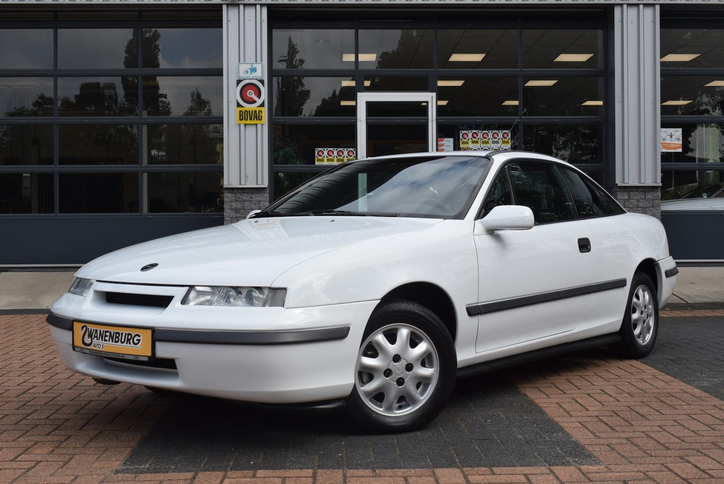 Opel Calibra - 2.0i Sportive Nieuw Nieuw Km 10.200!! 1eig - AutoWereld.nl