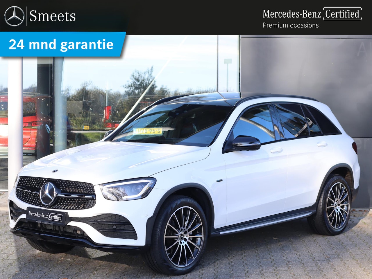 Mercedes-Benz GLC-klasse - 300e 4MATIC AMG line | Panoramadak | Burmester | Trekhaak | Dodehoekassistent | Navigatie - AutoWereld.nl