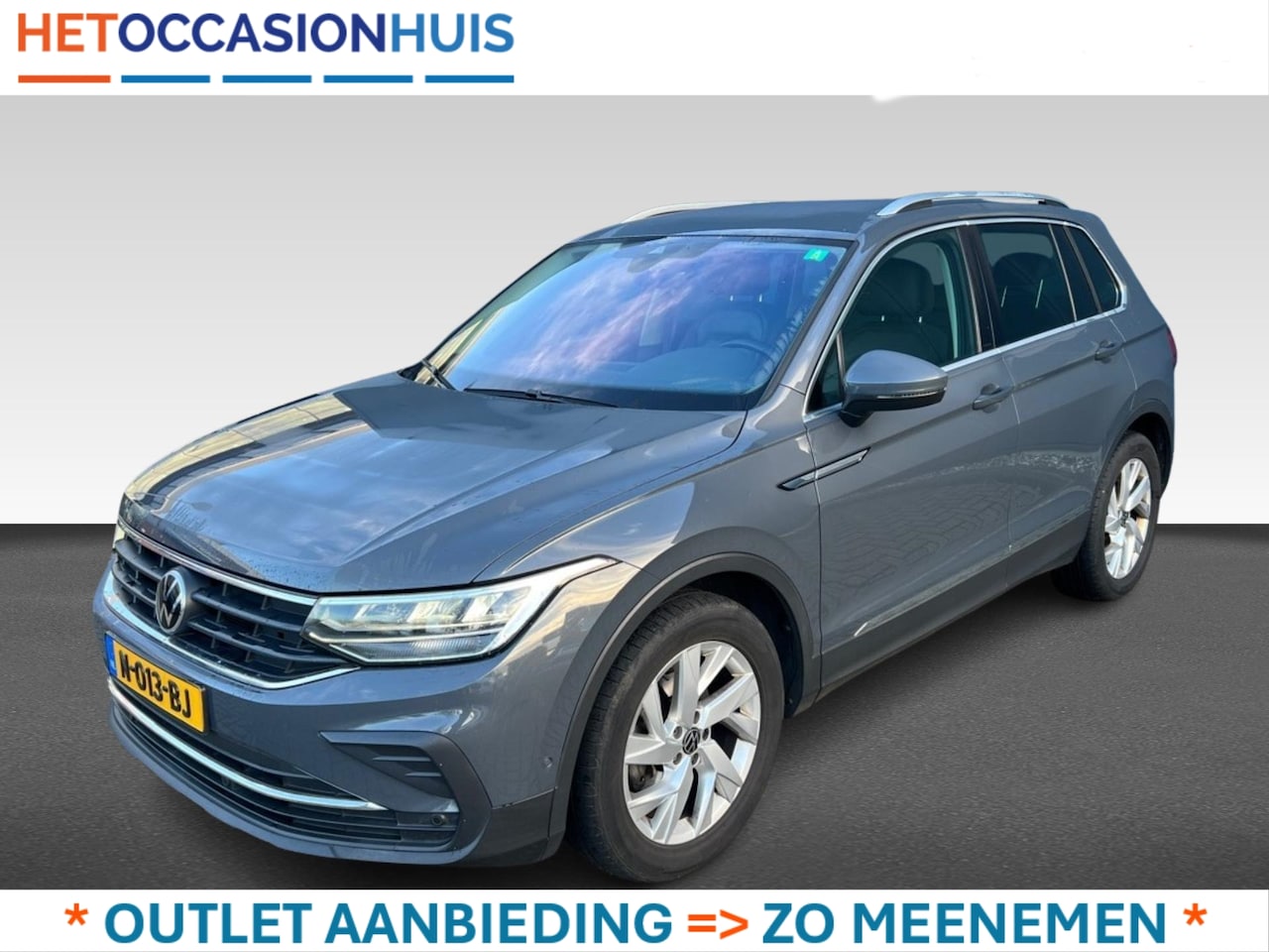Volkswagen Tiguan - 1.5 TSI 150PK LIFE BUSINESS LEDER NAVI TREKHAAK WINTERPACK NAP - AutoWereld.nl