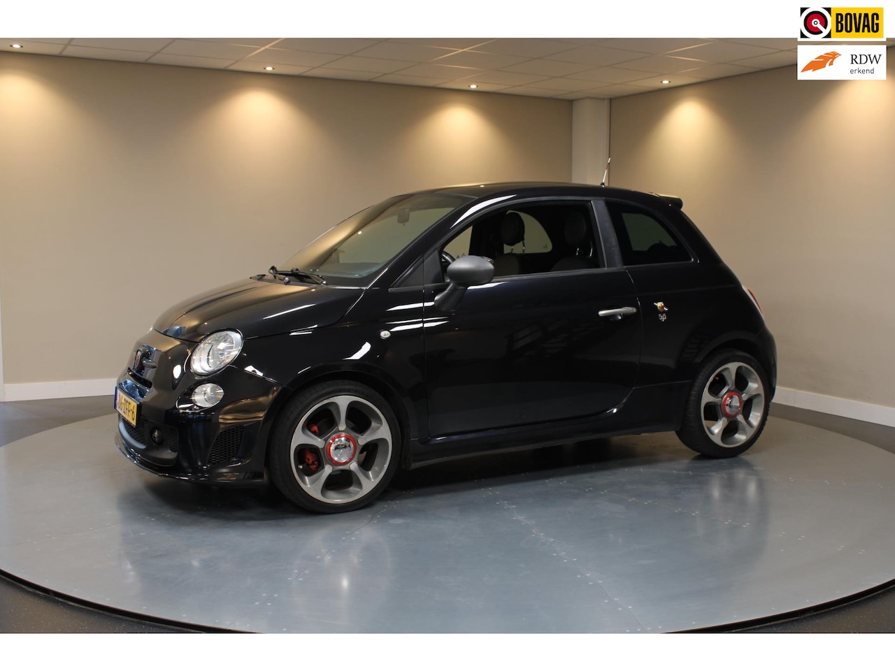 Fiat 500 Abarth - Abarth Look 0.9 TwinAir *Pano* Leer|Navi|BT - AutoWereld.nl