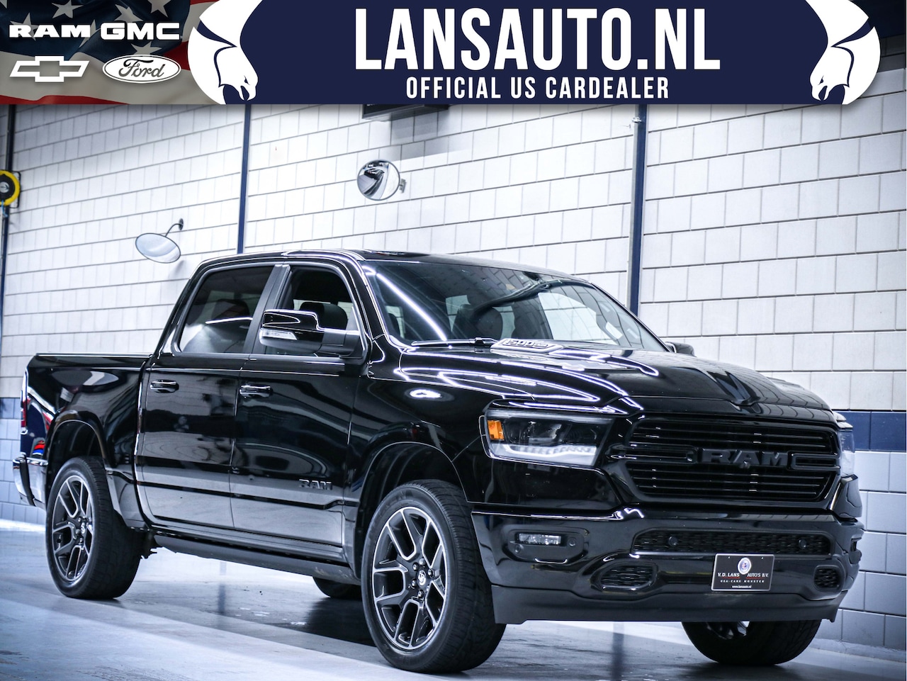 Dodge Ram 1500 - Sport Night | Luchtvering | 5.7L HEMI V8 4x4 Crew Cab - AutoWereld.nl