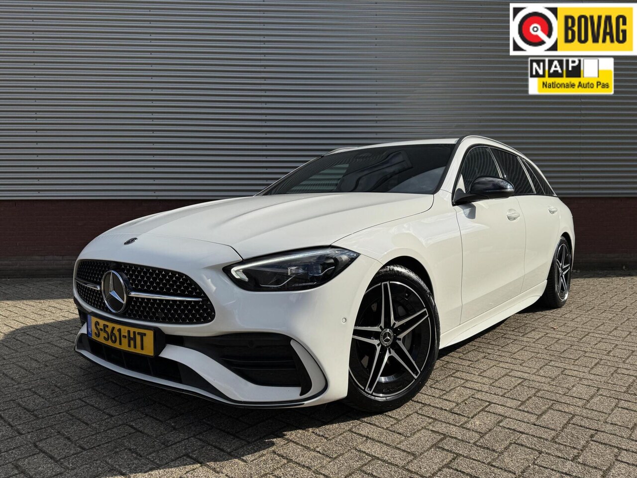 Mercedes-Benz C-klasse Estate - 200 AMG Line|Adap.Cruise|Stoelverwarming|Camera|Nightpakket|Sfeerverlichting|NAVI|AMG-line - AutoWereld.nl