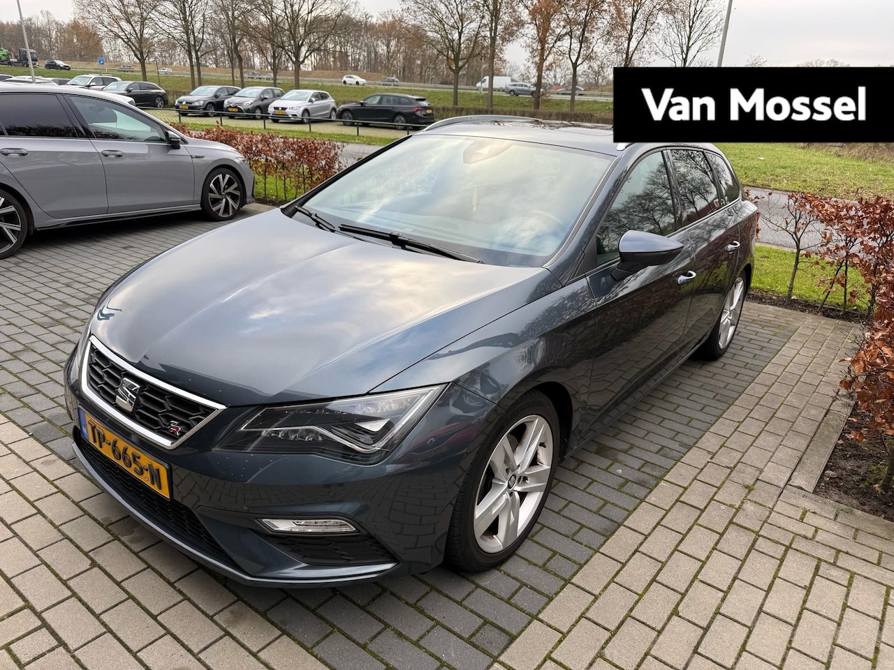 SEAT Leon ST - 1.5 TSI FR Business Intense AUTOMAAT | PANORAMADAK | VIRTUEEL | FR PAKKET | CAMERA | NAVIG - AutoWereld.nl