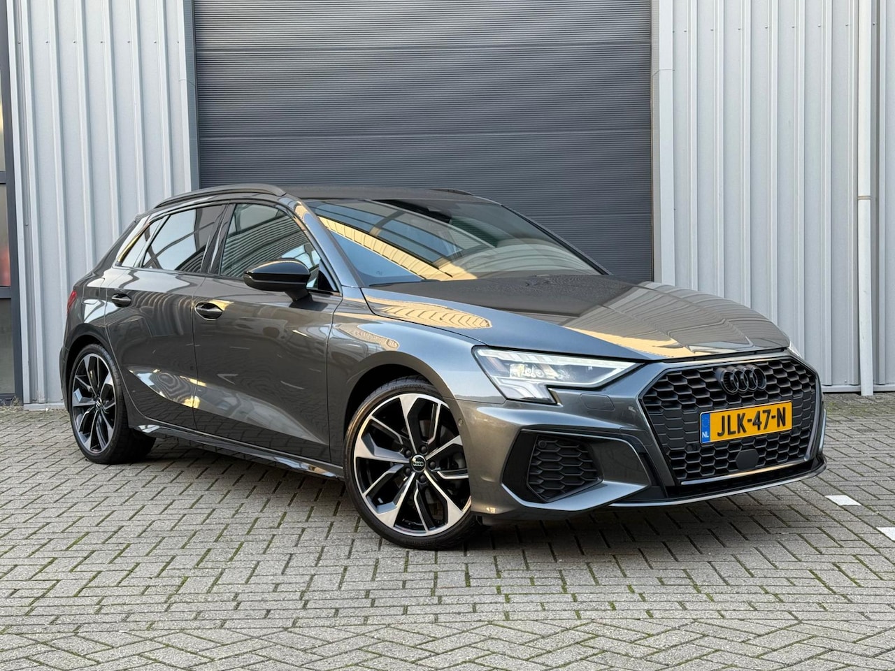 Audi A3 Sportback - 35 TFSI edition one S-Line | B&O | Camera | ACC | Blin - AutoWereld.nl