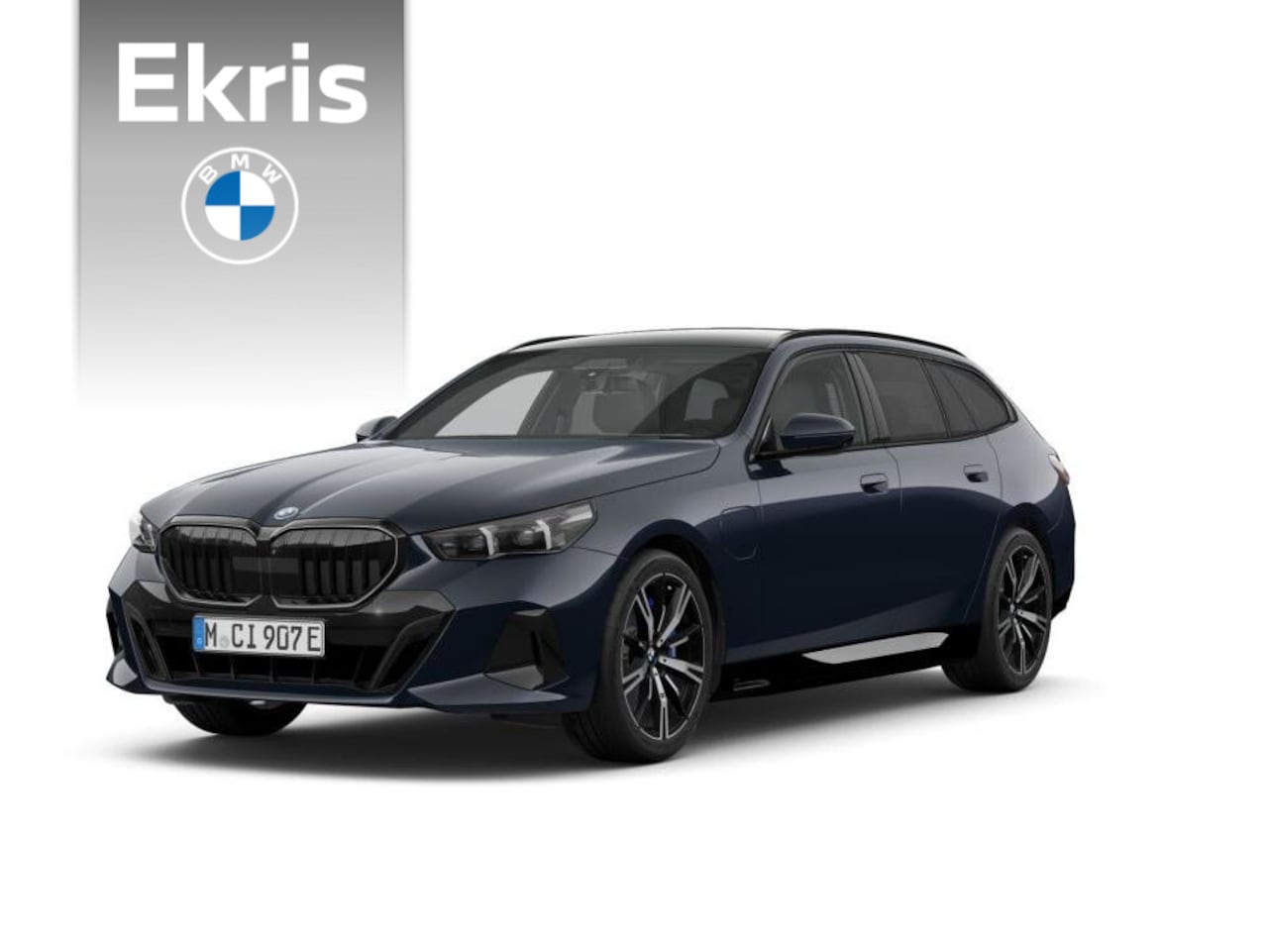 BMW 5-serie Touring - 550e xDrive | M Sportpakket Pro | Innovation Pack | Travel Packj | Comfort Pack - AutoWereld.nl