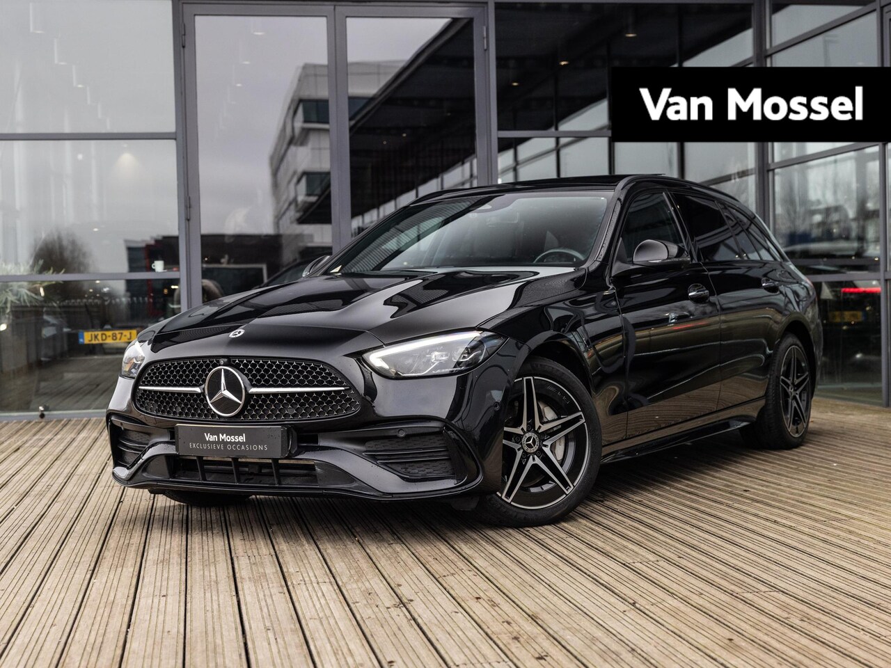 Mercedes-Benz C-klasse Estate - 300 e AMG Line | NIGHT PAKKET | PANORAMA-SCHUIF-KANTELDAK | STOELMEMORY | KEYLESS ENTRY | - AutoWereld.nl