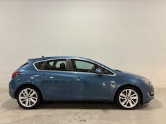 Opel Astra - 1.4 Turbo Sport 5drs. Navi Airco Cruise C