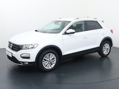 Volkswagen T-Roc - 1.0 TSI Style | 110 PK | Climate control | Parkeersensoren | Adaptive cruise control |