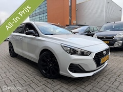 Hyundai i30 - 1.0 BENZINE | LAGE KM | CAMERA | 1 JAAR GARANTIE