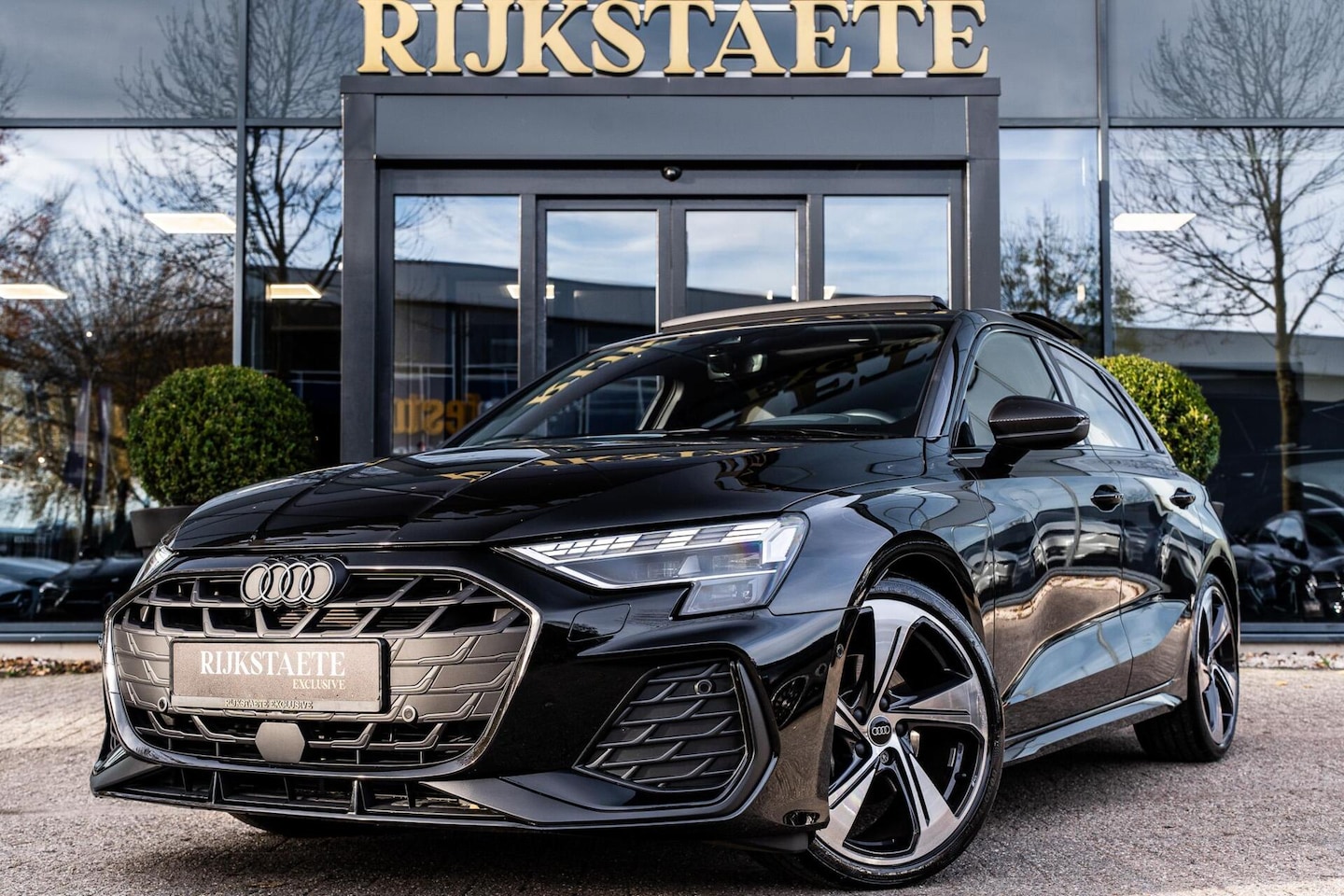 Audi A3 Sportback - 35 TFSI S-Line|PANO|SONOS|RS STOELEN|19'' - AutoWereld.nl