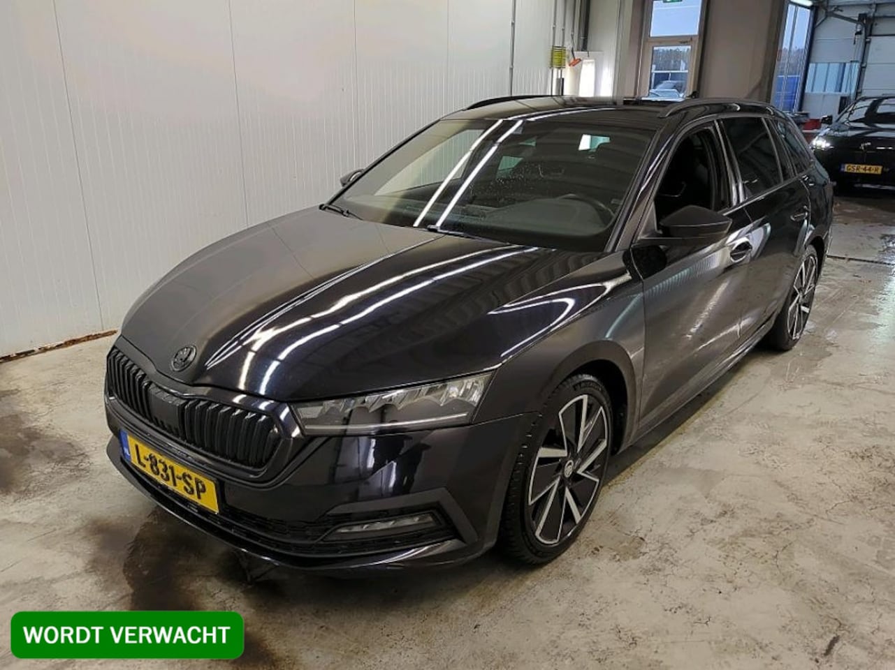 Skoda Octavia Combi - 1.0 e-TSI Automaat Sport Business | Trekhaak | Adaptive Cruise | Virtual | Carplay/Android - AutoWereld.nl