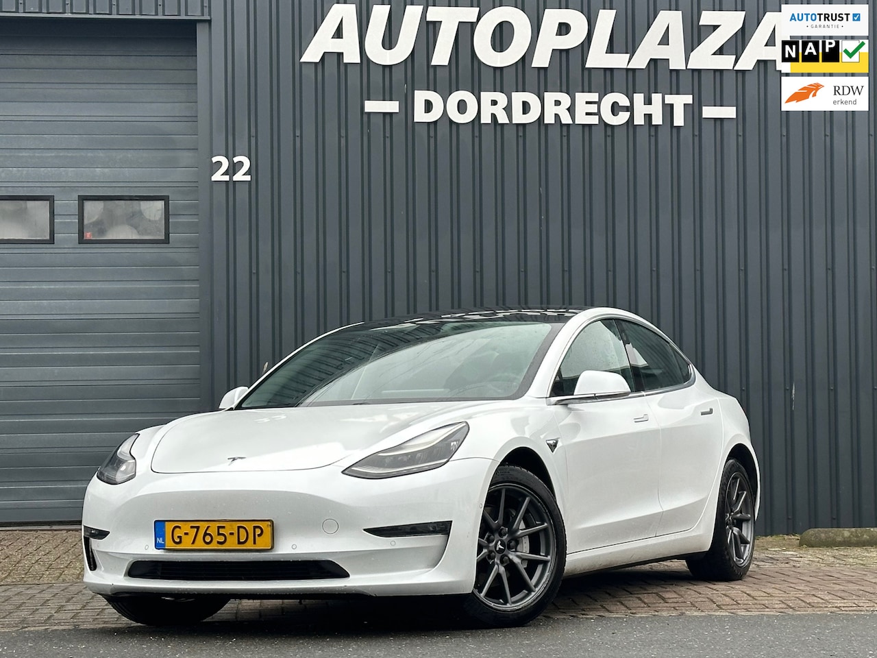 Tesla Model 3 - Long Range RWD Long Range AWD 75 kWh TREKHAAK|FSD 3 - AutoWereld.nl