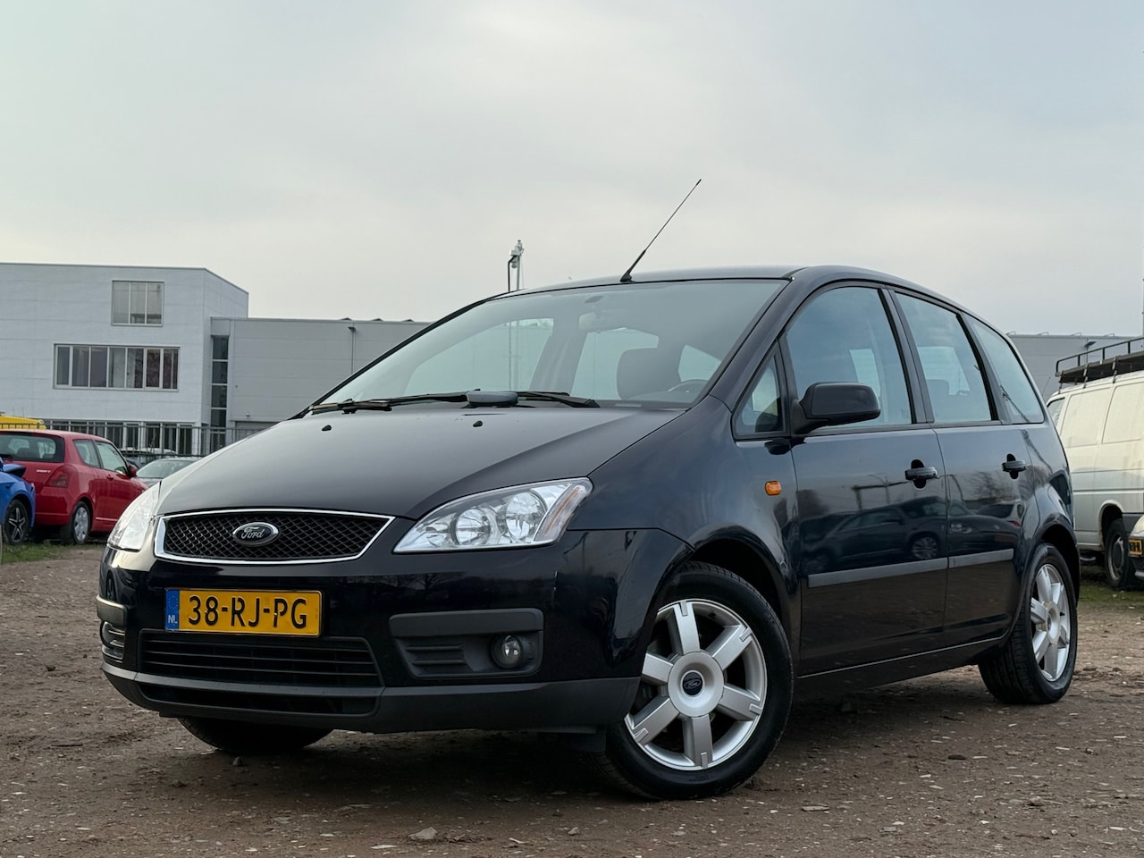 Ford Focus C-Max - 1.6-16V Futura/LAAG KM/TOPSTAAT - AutoWereld.nl