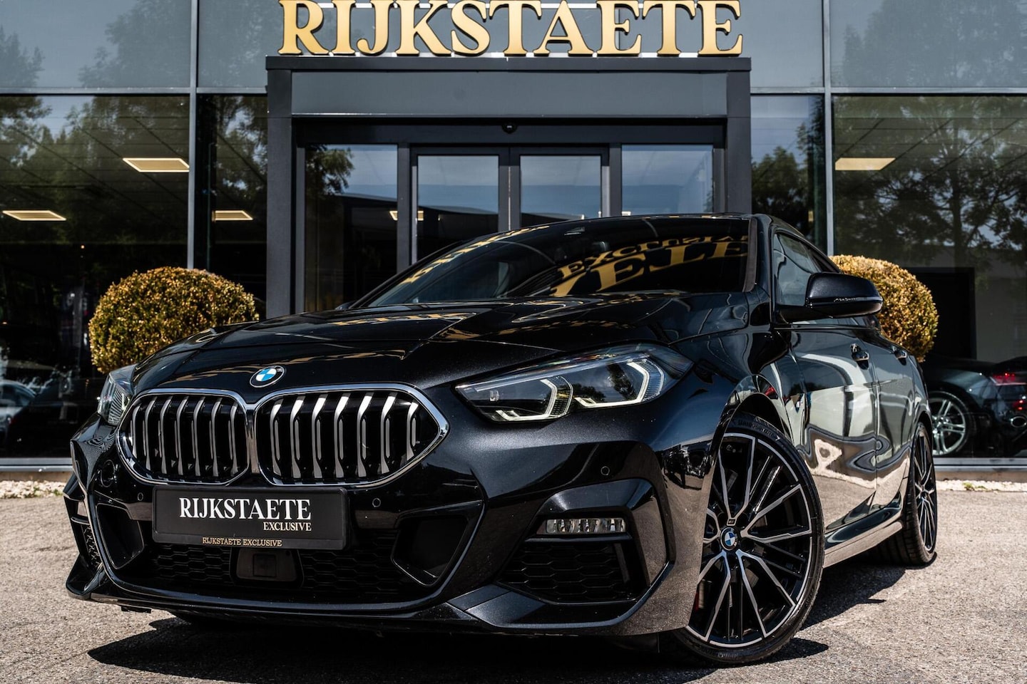 BMW 2-serie Gran Coupé - 220i High Executive|PANO|HEAD-UP|H&K - AutoWereld.nl