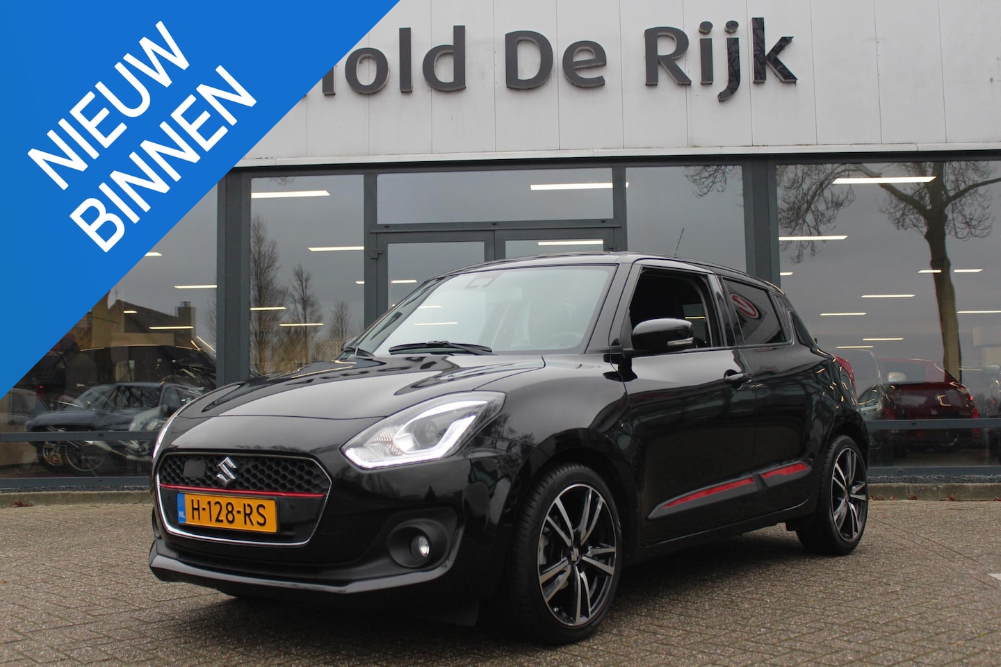 Suzuki Swift - 1.2 Stijl Smart Hybrid 1.2 Stijl Smart Hybrid - AutoWereld.nl