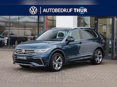 Volkswagen Tiguan - 1.4 TSI eHybrid R-Line Business+ panoramadak Lederenbekleding + elektrische stoelverstelli