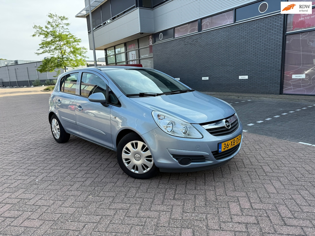 Opel Corsa - 1.2-16V Enjoy Automaat 5 DR apk Airco - AutoWereld.nl