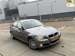 BMW 3-serie - 318i Business Line AUTOMAAT PDC NAVI NEW APK