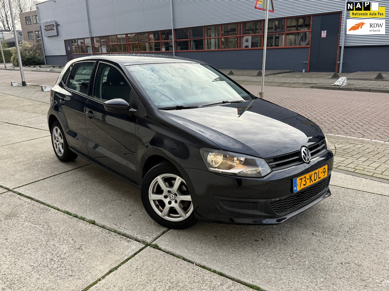 Volkswagen Polo - 1.4-16V Comfortline NAVI Volledig onderhouden Cruise control - AutoWereld.nl