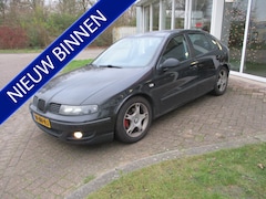 SEAT Leon - 1.8-20V Sport Zo Mee