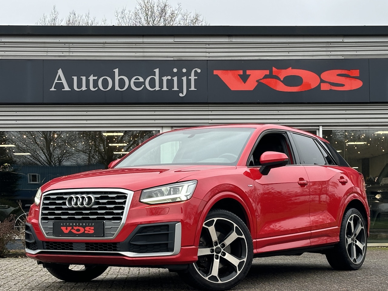 Audi Q2 - 1.4 TFSI CoD 2x S-Line | LED | Trekhaak | Navi | Cruise | 19" LM - AutoWereld.nl