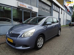 Toyota Verso - 1.6 VVT-i Comfort