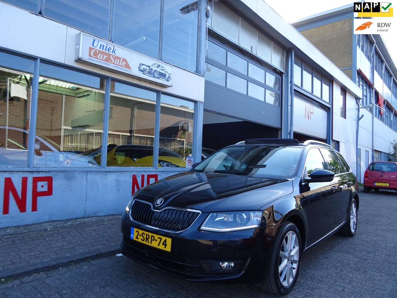 Skoda Octavia Combi - 1.4 TSI Greentech Elegance Businessline 1.4 TSI Greentech Elegance Businessline - AutoWereld.nl