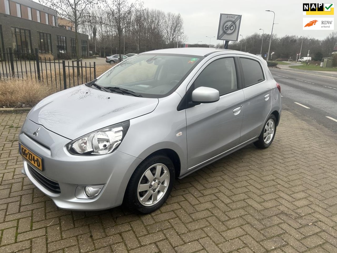 Mitsubishi Space Star - 1.0 Bright 2015! AUTOMAAT! CLIMA! NWE APK! - AutoWereld.nl
