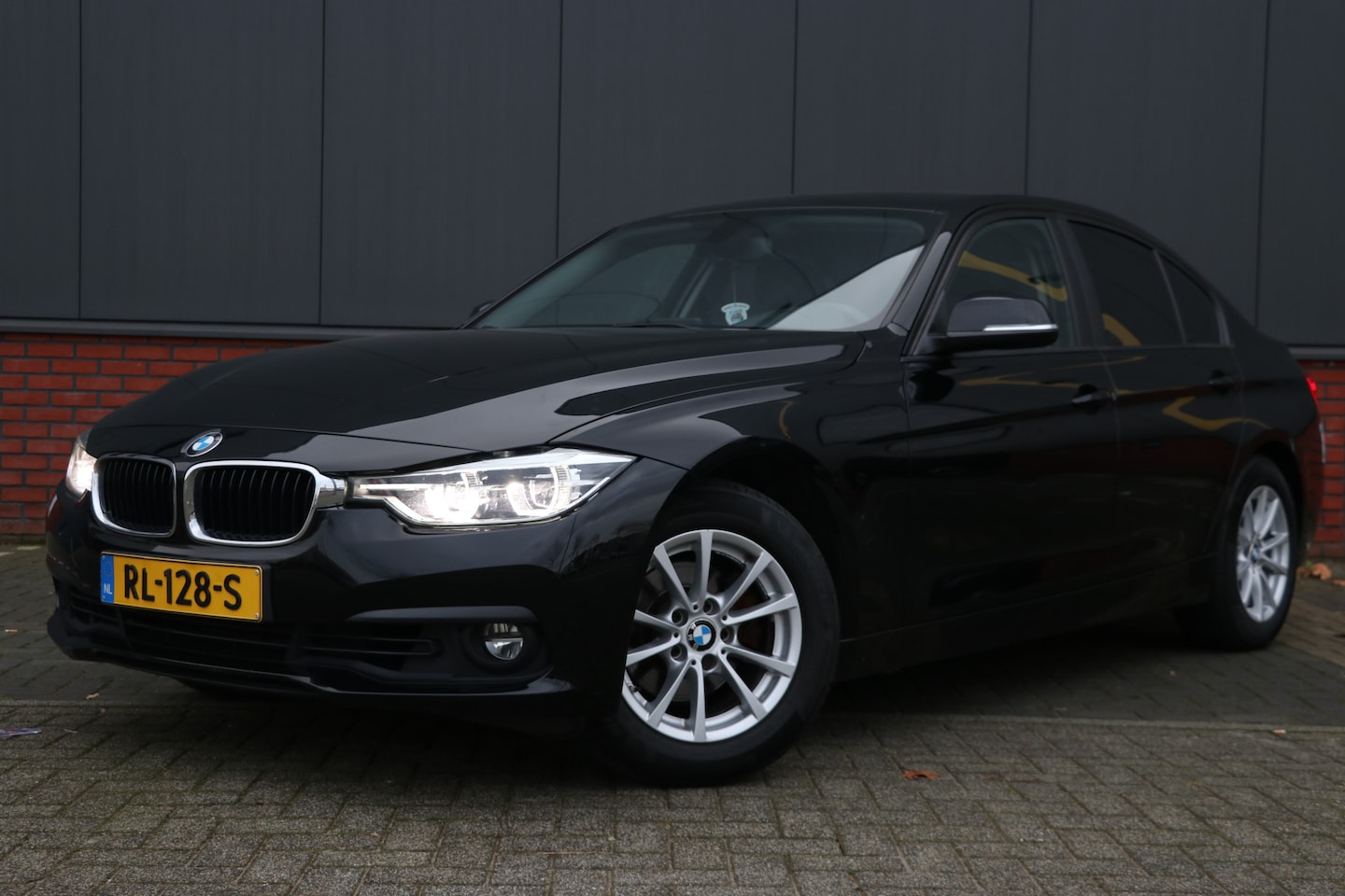 BMW 3-serie - 318i Corporate Lease Executive NAP | Automaat | - AutoWereld.nl