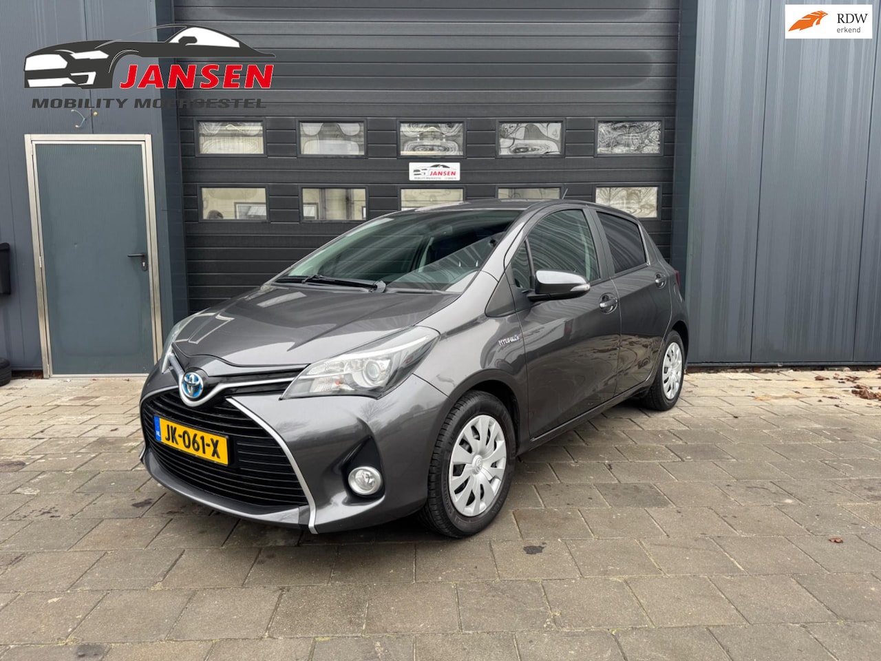 Toyota Yaris - 1.5 Hybrid Aspiration | Cruise | Camera | Bluetooth | Nette Auto - AutoWereld.nl