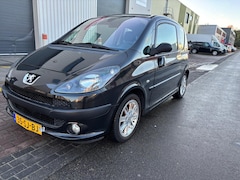 Peugeot 1007 - 1.6-16V Sporty / Climate / Elek ramen