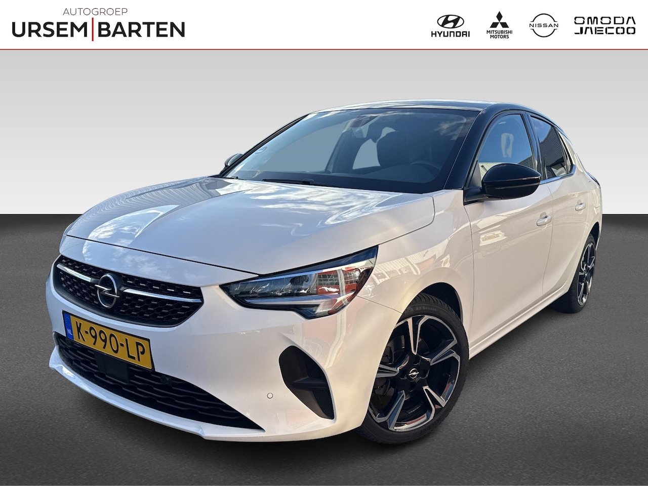 Opel Corsa - 1.2 Elegance | All Season banden | 17 inch LM Velgen | Camera - AutoWereld.nl