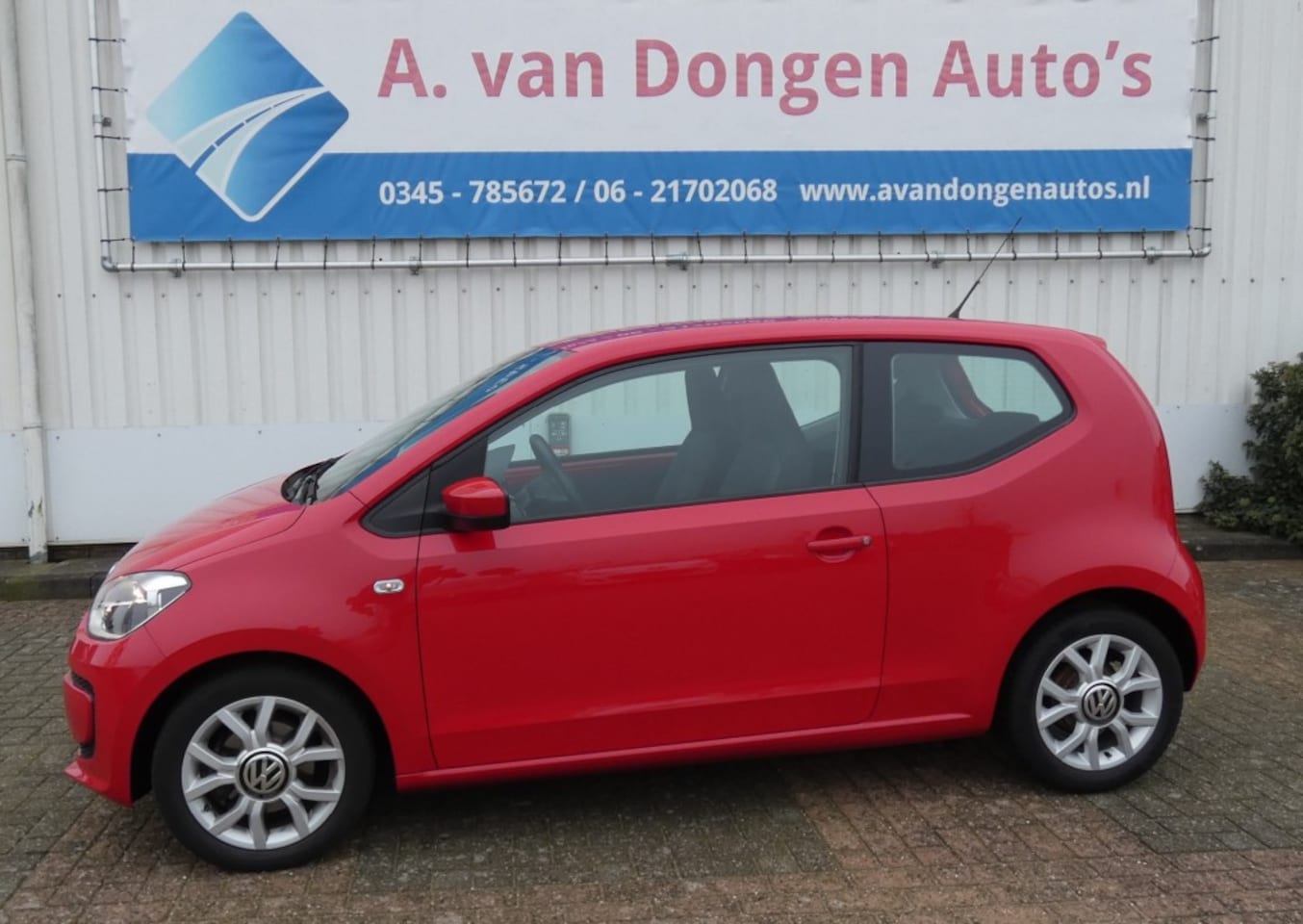Volkswagen Up! - 1.0 move up! BlueMotion 1.0 MOVE UP! BLUEMOTION,DealerOH,APK 18-7-26 - AutoWereld.nl