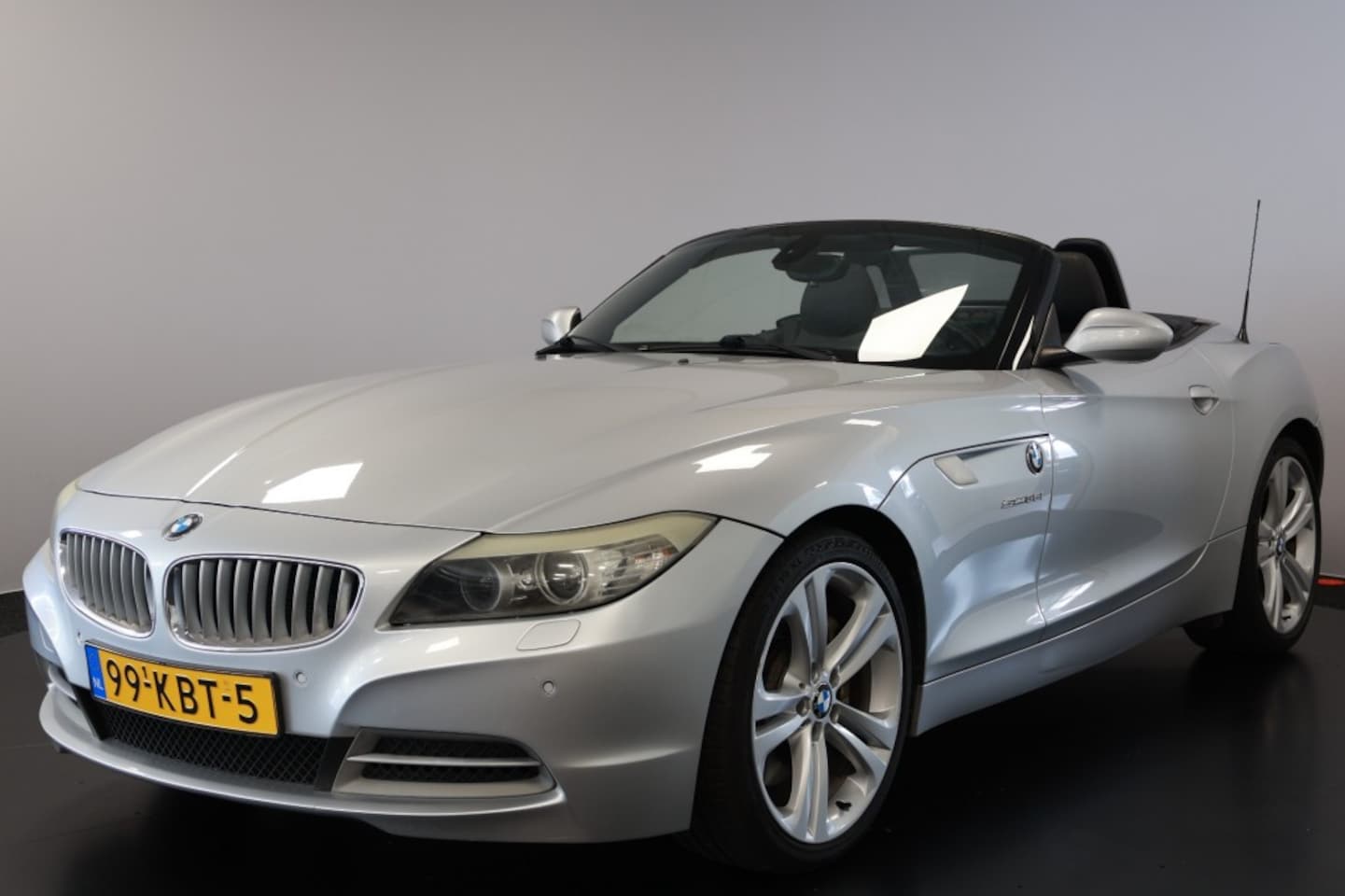 BMW Z4 - SDRIVE 35I HANDGESCHAKELD - AutoWereld.nl