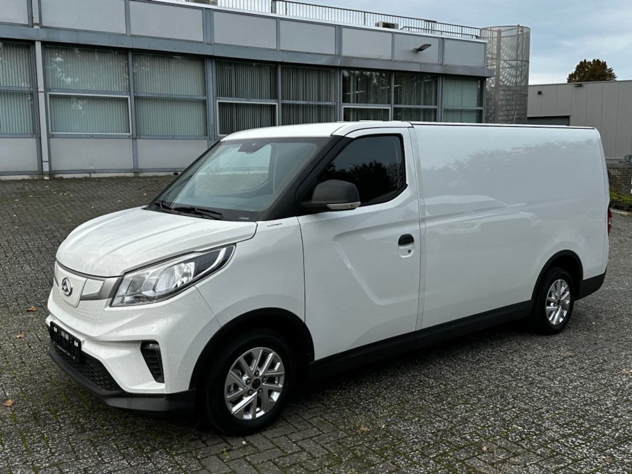 Maxus eDELIVER 3 - e-DELIVER 3 L2  LWB - AutoWereld.nl