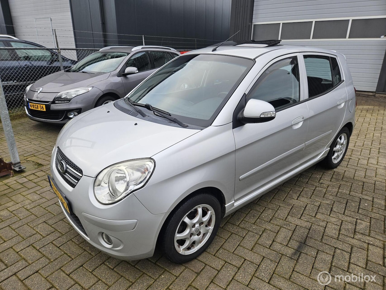 Kia Picanto - 1.0 X-tra Met NIEUW KOPPELING AIRCO APK 07/2026 VASTEPRIJS - AutoWereld.nl