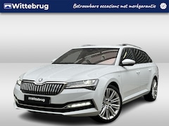 Skoda Superb Combi - 1.4 TSI iV 218PK DSG Laurin & Klement / Panorama dak / Leer / Elec. Trekhaak / App-connect