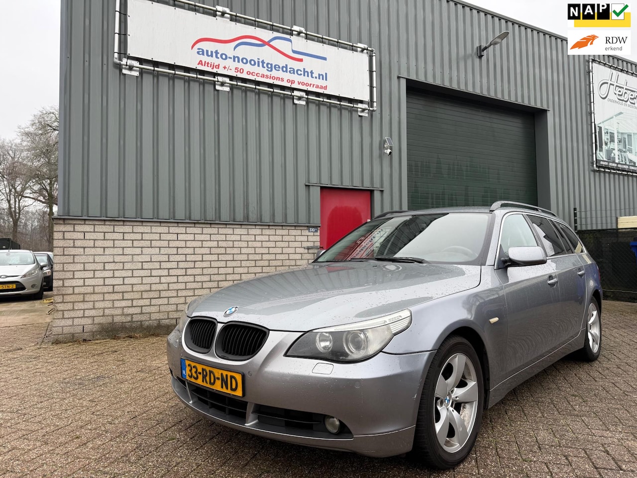 BMW 5-serie Touring - 525i High Executive 525i High Executive - AutoWereld.nl