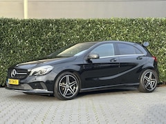 Mercedes-Benz A-klasse - 180 Business Solution, FACELIFT, NL AUTO, NAP LOGISCH, LEDER, KEYLESS, CAMERA, NAVI, CRUIS