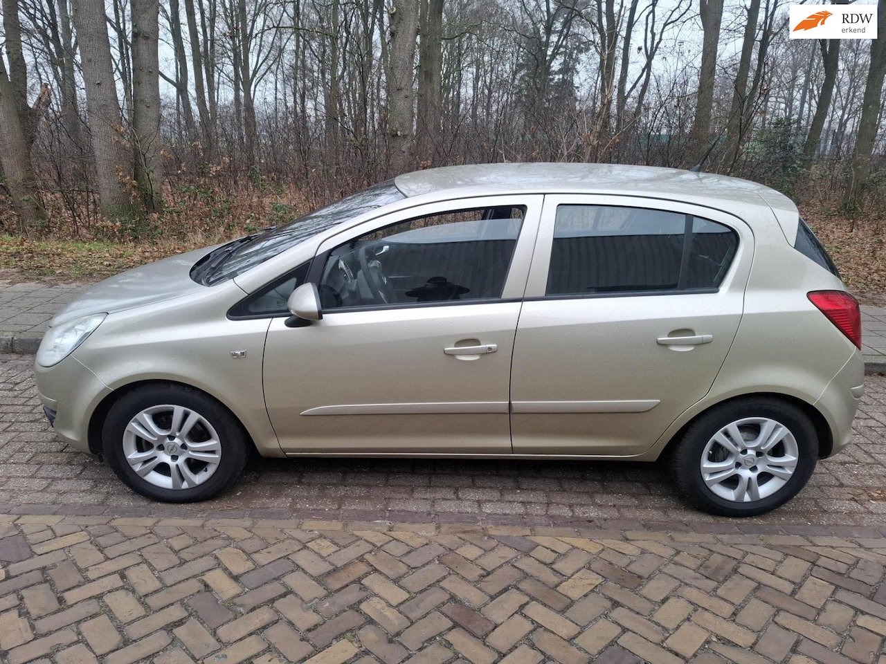 Opel Corsa - 1.2-16V Business apk 1-2027 - AutoWereld.nl