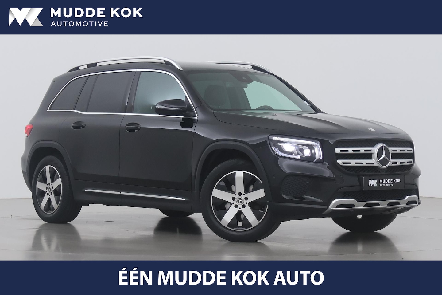 Mercedes-Benz GLB - 200 | Trekhaak | ACC | Camera | Stoelverwarming | Getint Glas - AutoWereld.nl