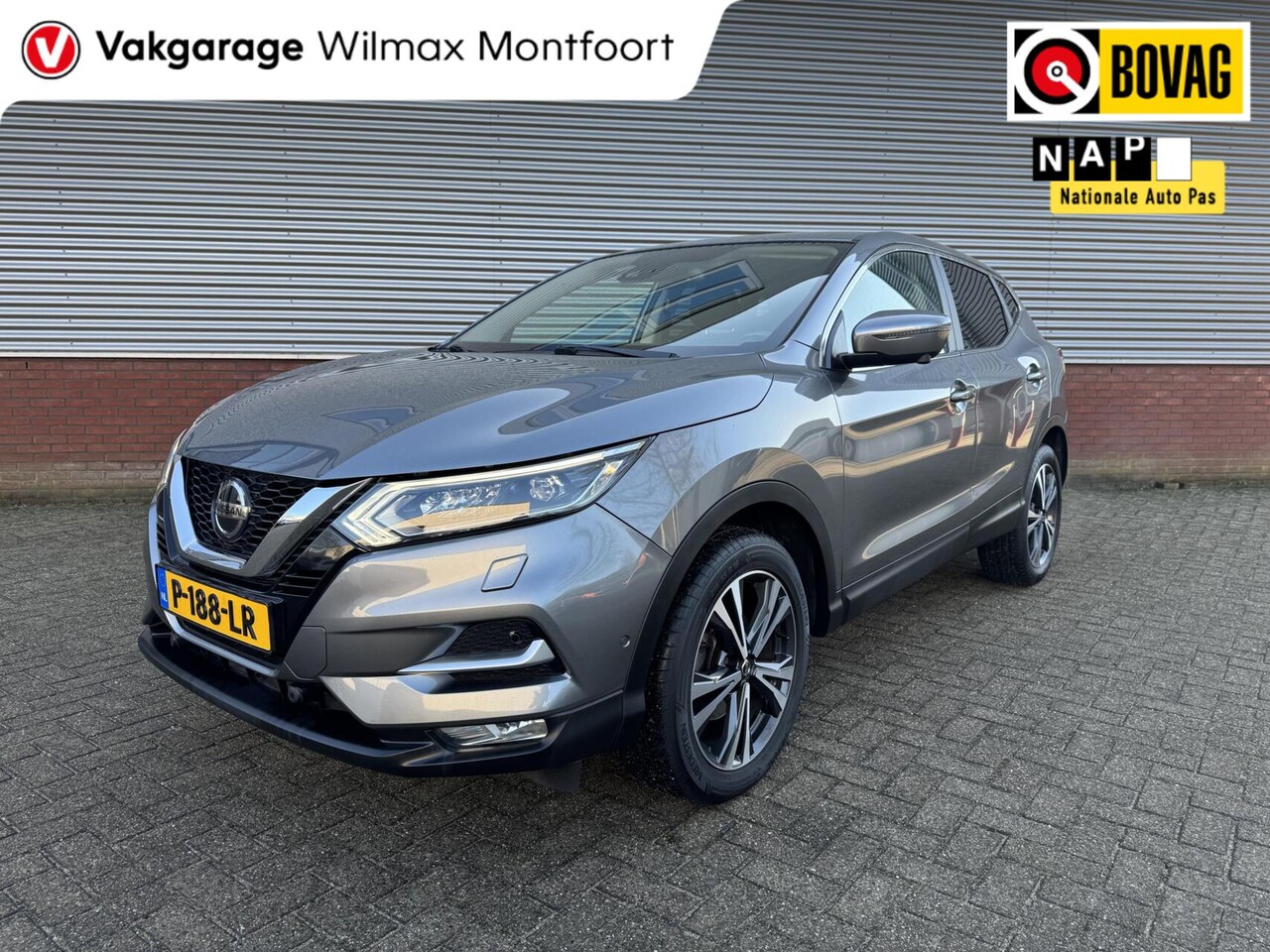 Nissan Qashqai - 1.3 DIG-T Acenta|Navi|360Camera|Trekhaak|Carplay|Keyless entry|Stoelverwarming|Dodehoekdet - AutoWereld.nl