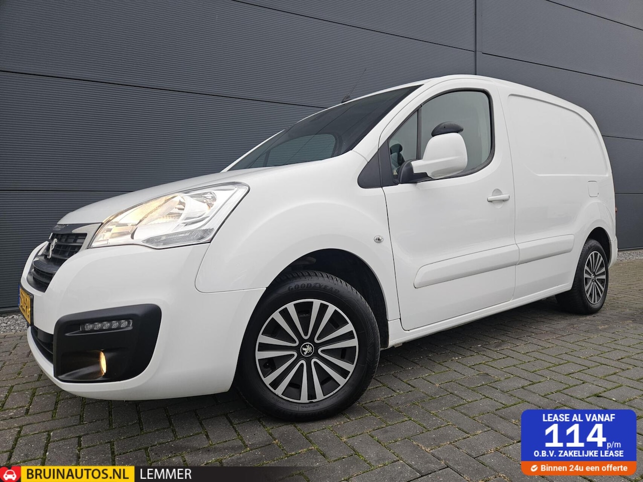 Peugeot Partner - 1.6 BlueHDi 100pk Airco Cam Trekh Inrichting - AutoWereld.nl