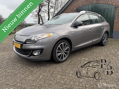 Renault Mégane Estate - 2.0 Bose 'LEES TEKST' AUTOMAAT NAVI CAMERA