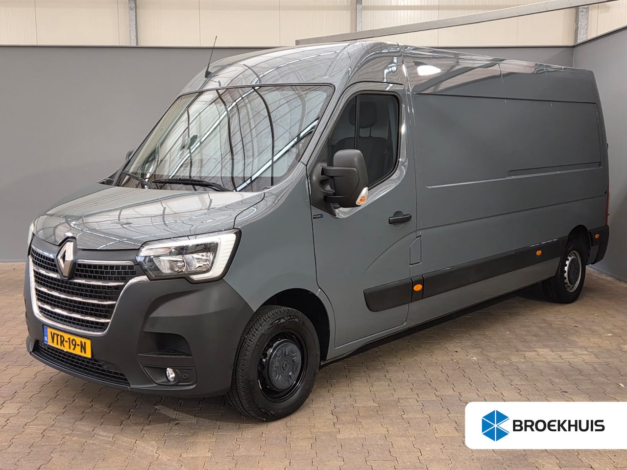 Renault Master - Automaat T35 2.3 dCi 180 L3H2 Energy Work Edition | 2 zitplaatsen rechtsvoor | Achteruitri - AutoWereld.nl