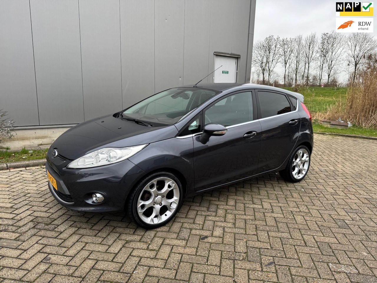 Ford Fiesta - 1.6 Titanium Airco Cruise Isofix Pdc Nap - AutoWereld.nl