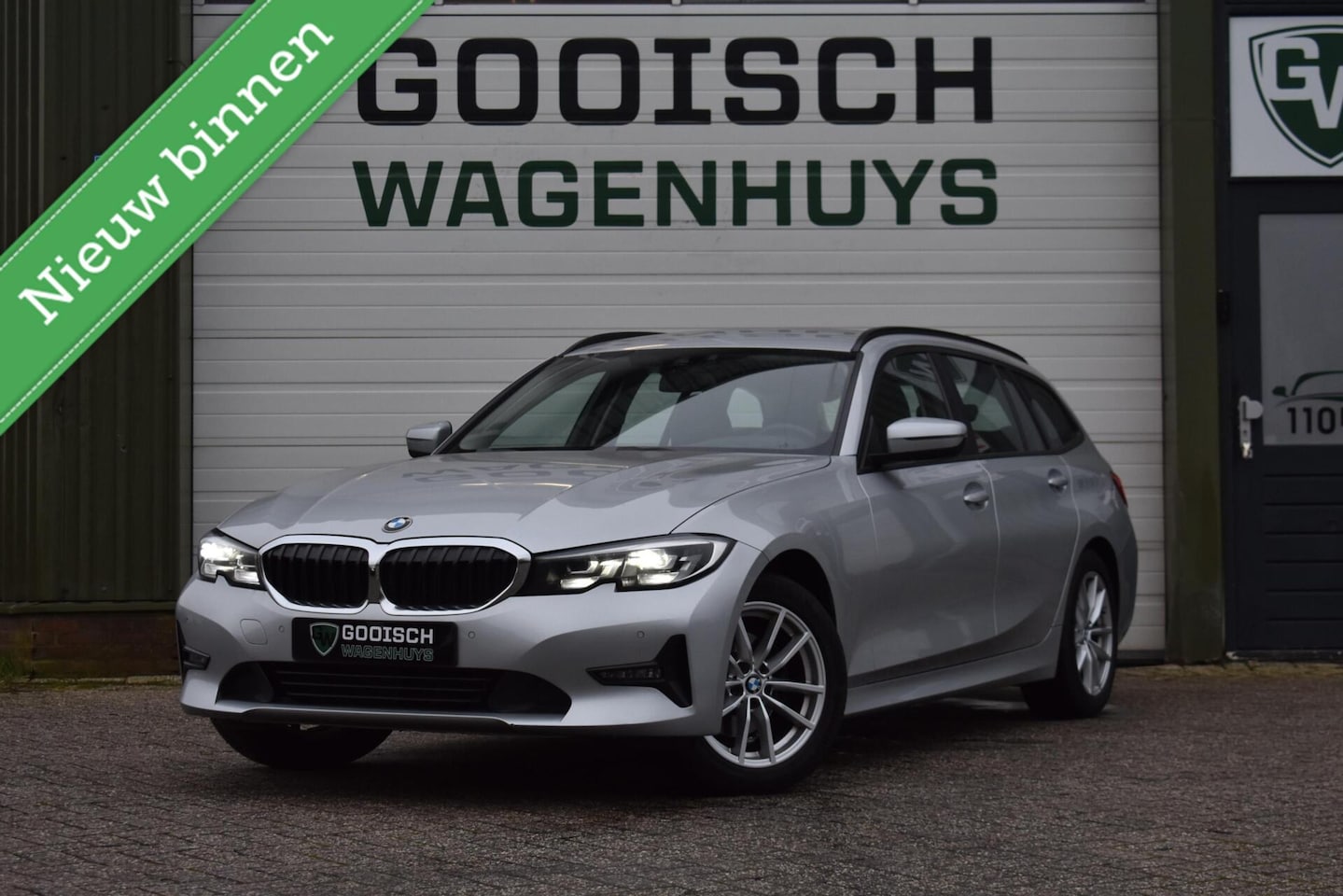 BMW 3-serie Touring - 320i Executive Edition | Comfort stoelen | Carplay | - AutoWereld.nl