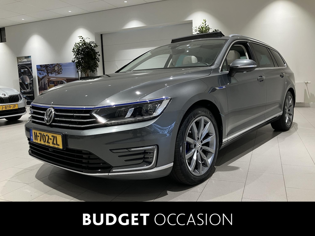 Volkswagen Passat Variant - 1.4 TSI GTE Highline 218 PK | Navigatie | Dodehoeksensoren | Elektrische Achterklep | Digi - AutoWereld.nl