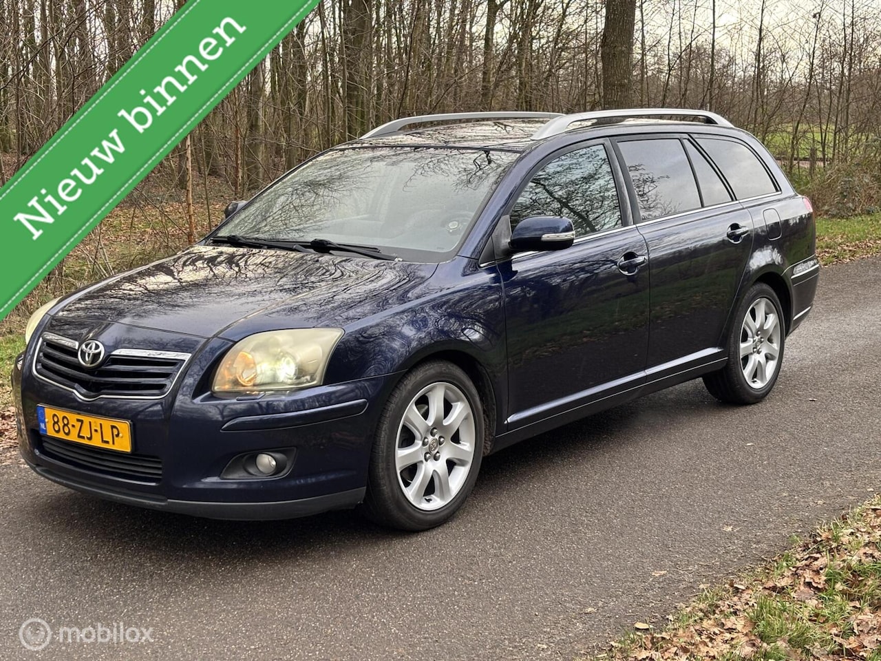 Toyota Avensis Wagon - 2.4 VVTi Executive Business 2.4 VVTi Executive Business - AutoWereld.nl