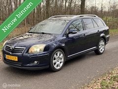 Toyota Avensis Wagon - 2.4 VVTi Executive Business